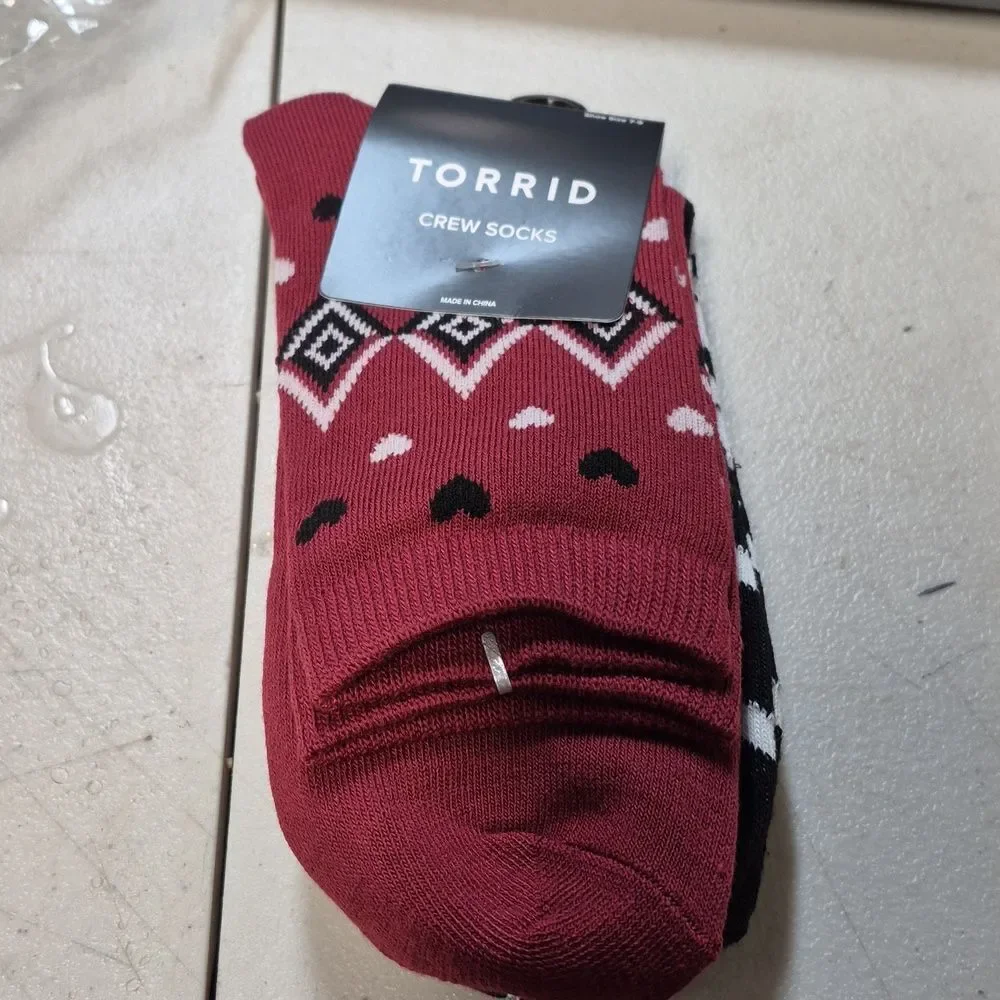 Torrid 3 pack Crew Socks Size 7-9 New
